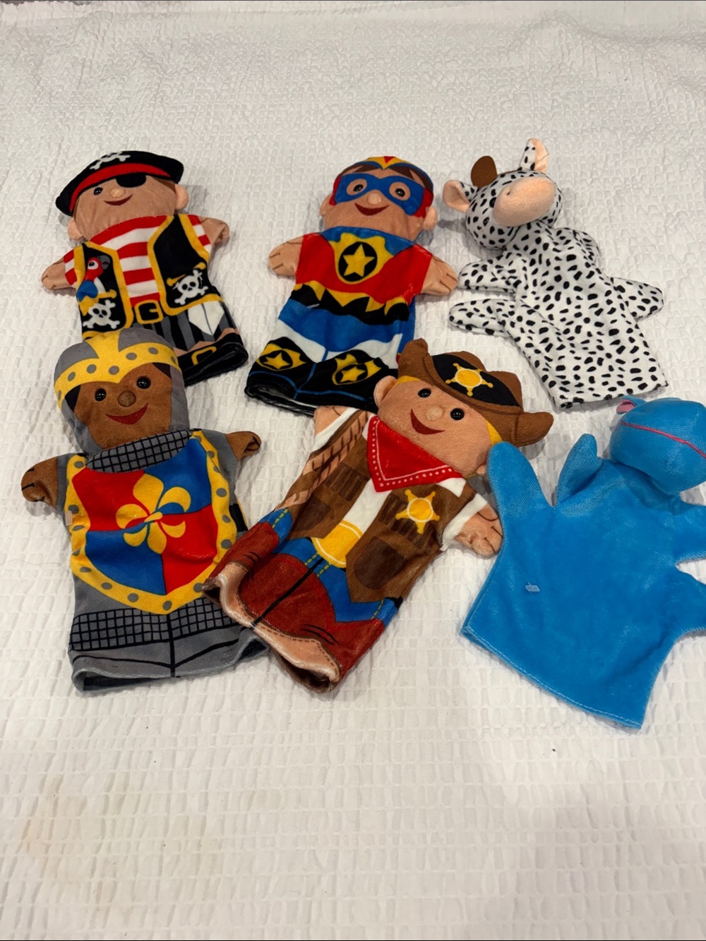 Melissa & Doug Kids Hand Puppet set
Set of 6